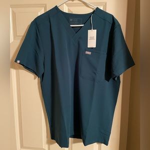 Figs Carribean blue Leon two pocket scrub top, brand new with tags